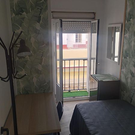 Cervantes Rooms กาดิซ ภายนอก รูปภาพ
