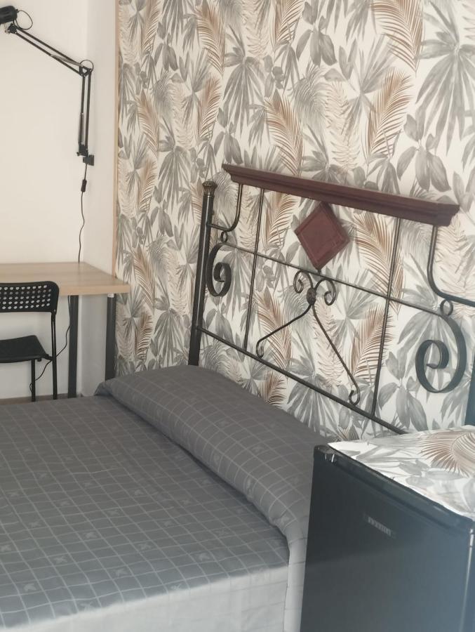 Cervantes Rooms กาดิซ ภายนอก รูปภาพ